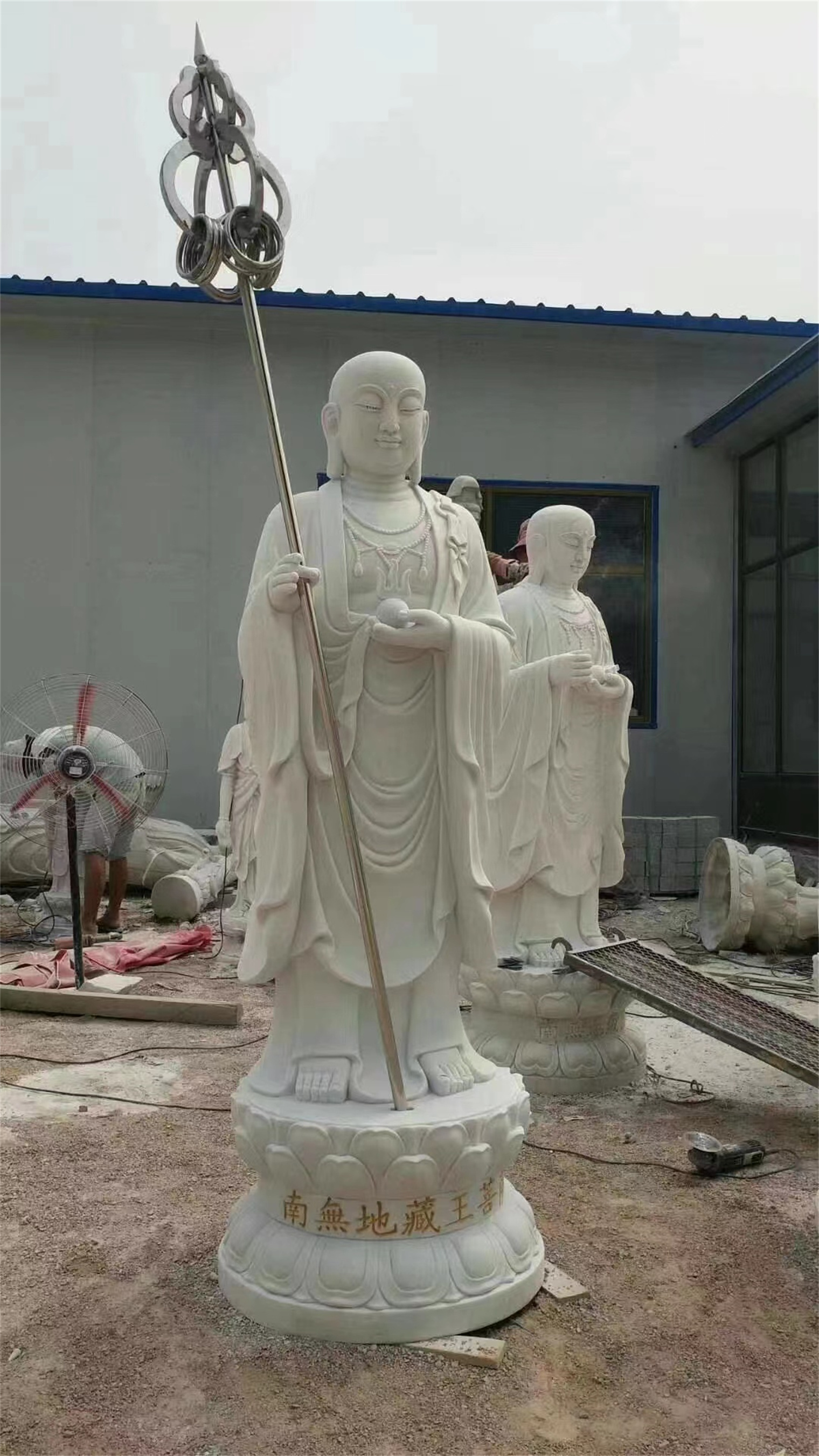 石雕地藏王雕塑廠家報(bào)價(jià)  石雕地藏王雕塑批發(fā)