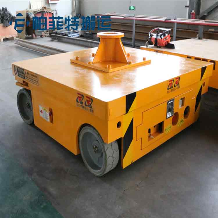 帕菲特電動無軌膠輪車價格  廠區(qū)運輸車 周轉(zhuǎn)平板車廠家定制
