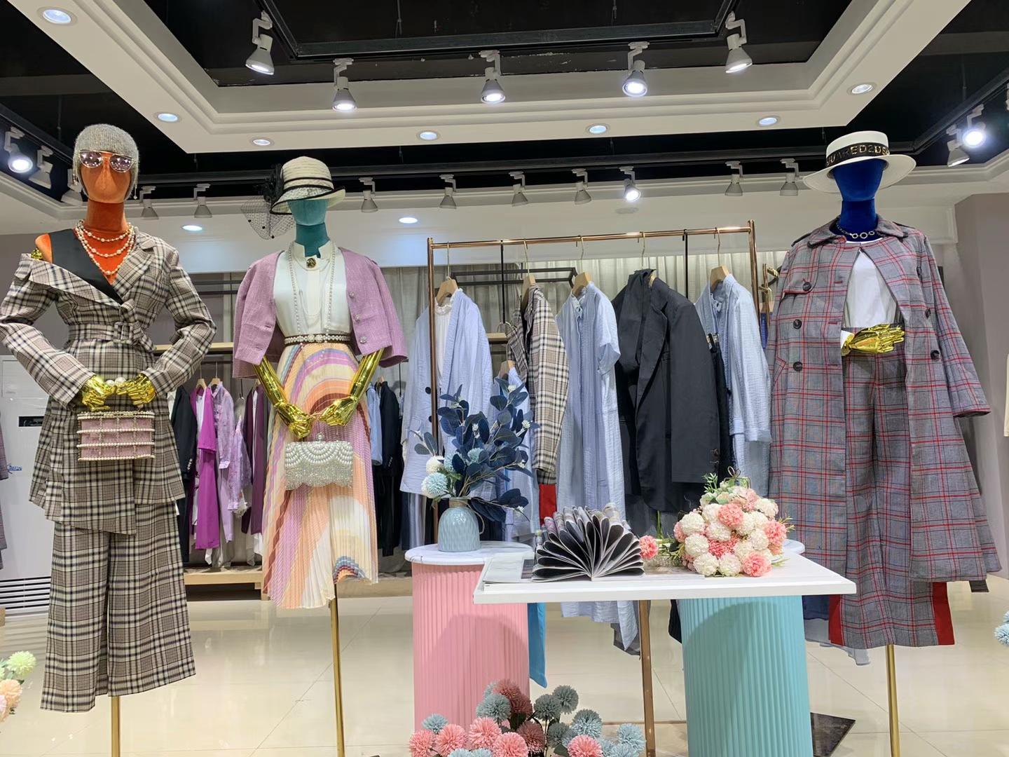高端 品牌圖拉 2022春過季品牌女裝尾貨批發(fā)渠道