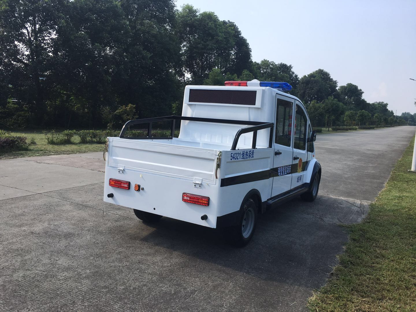 5座皮卡電動(dòng)車，電動(dòng)貨車，圖片/5座皮卡電動(dòng)車，電動(dòng)貨車，樣板圖 (3)