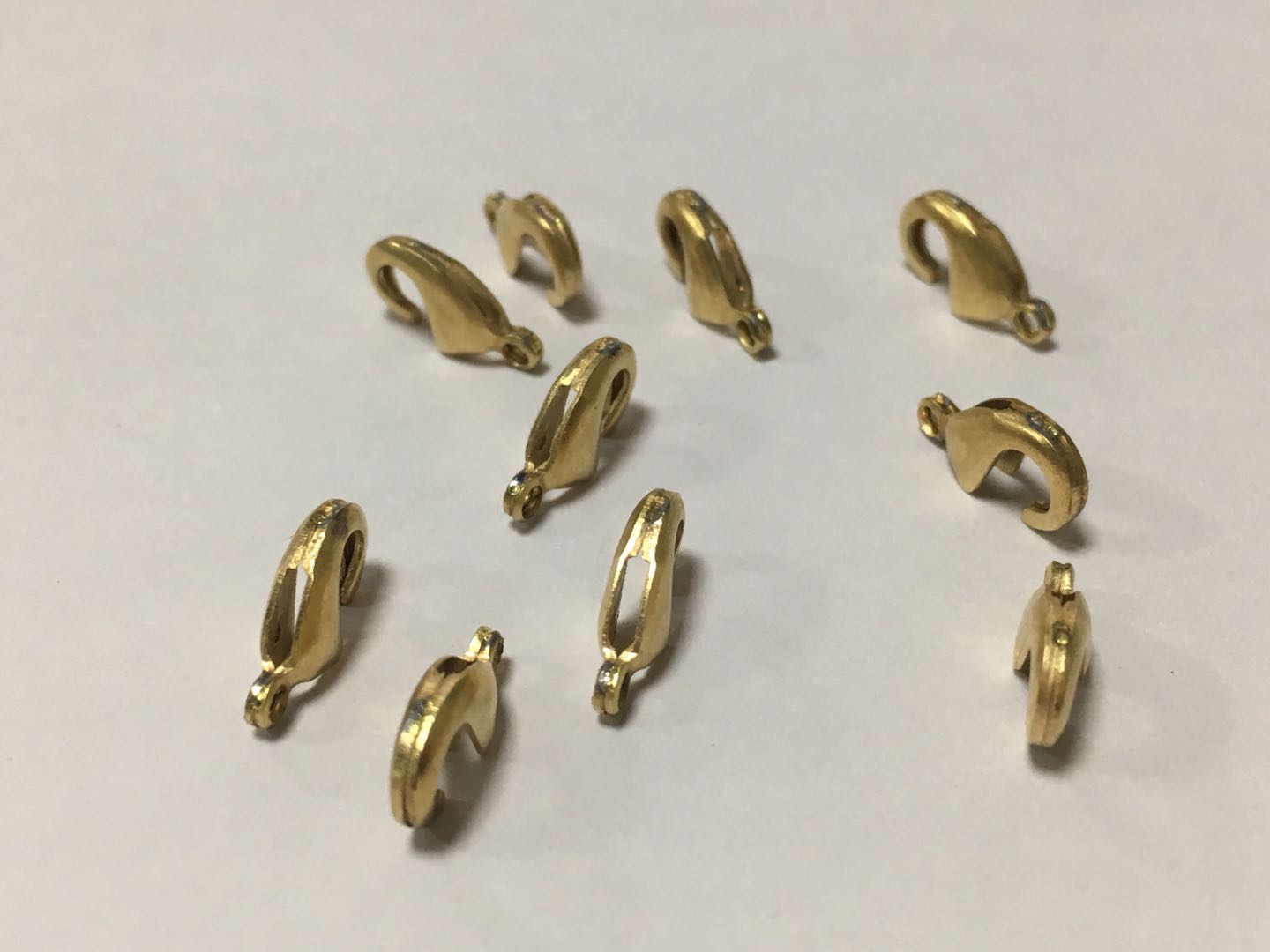 深圳龍蝦扣*彈簧自動(dòng)組裝設(shè)備廠家-批發(fā)-供應(yīng)商