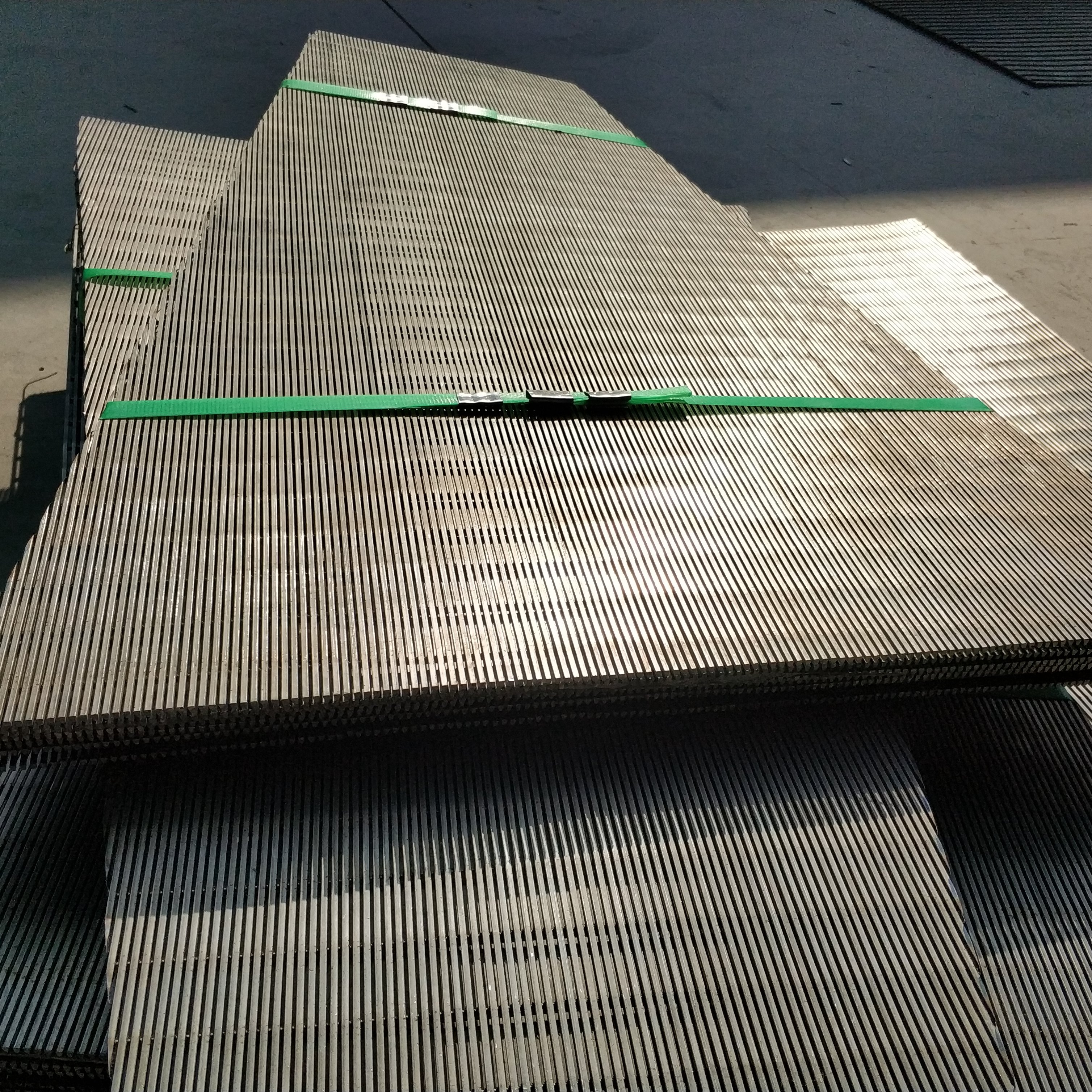 河北不銹鋼條縫篩網(wǎng)圖片