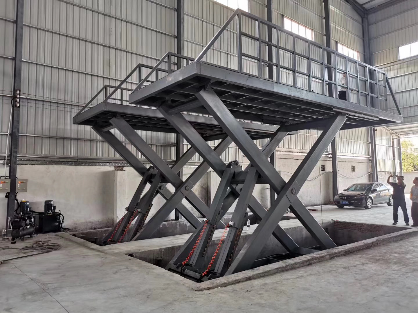 剪叉式升降機(jī)圖片/剪叉式升降機(jī)樣板圖 (3)