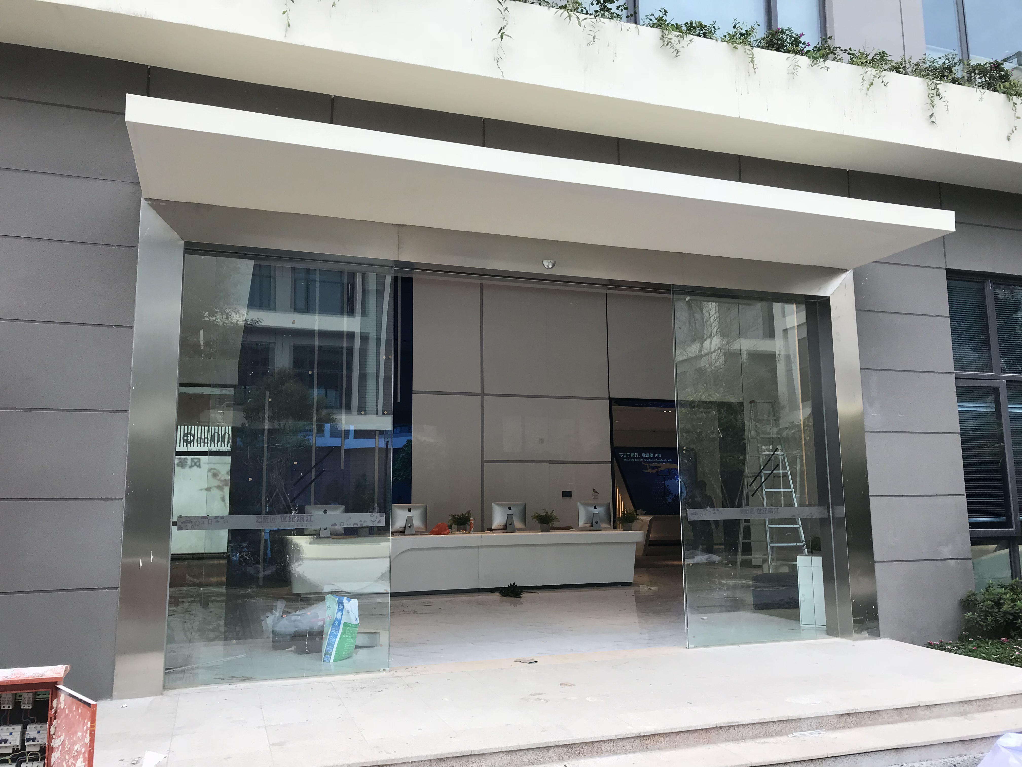 重疊自動門圖片/重疊自動門樣板圖 (1)