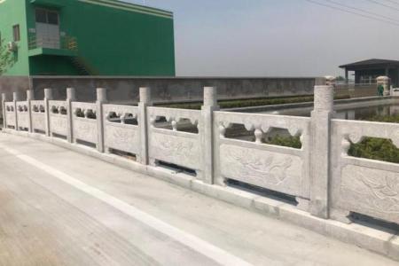 欄桿批發(fā)價格圖片/欄桿批發(fā)價格樣板圖 (3)