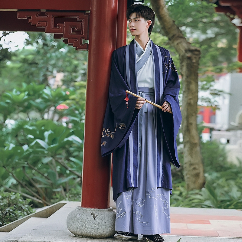 北京市古装穿越服、学士服、硕服装出租厂家古装穿越服、学士服、硕服装出租