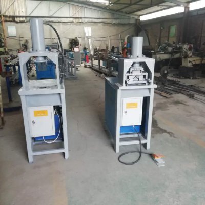 小型電動(dòng)裝載機(jī)市場(chǎng)價(jià)格   半自動(dòng)沖孔機(jī)哪里有