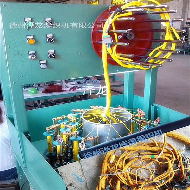 24錠汽車(chē)線速編織機(jī)圖片
