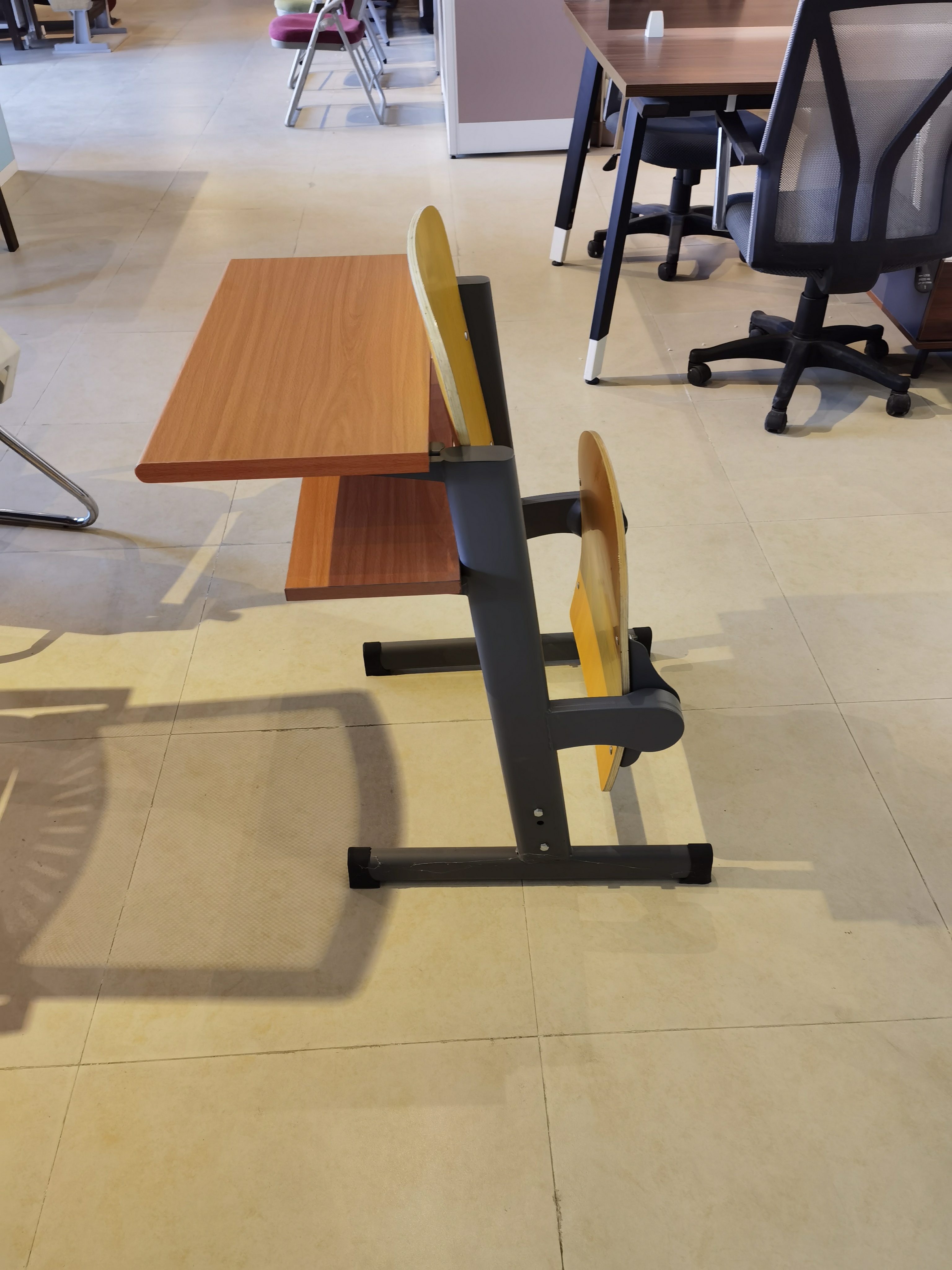 會(huì)議椅加工圖片/會(huì)議椅加工樣板圖 (2)