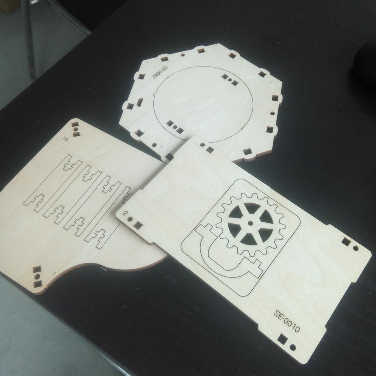 MDF板激光鏤空加工圖片/MDF板激光鏤空加工樣板圖 (4)