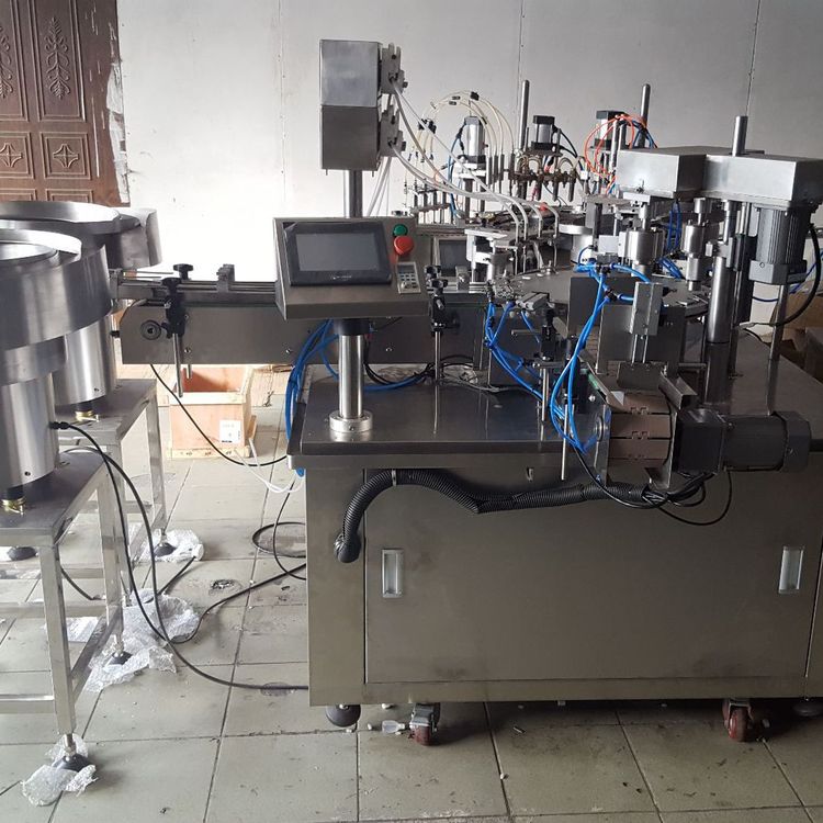 跟蹤式旋蓋機(jī)圖片/跟蹤式旋蓋機(jī)樣板圖 (4)