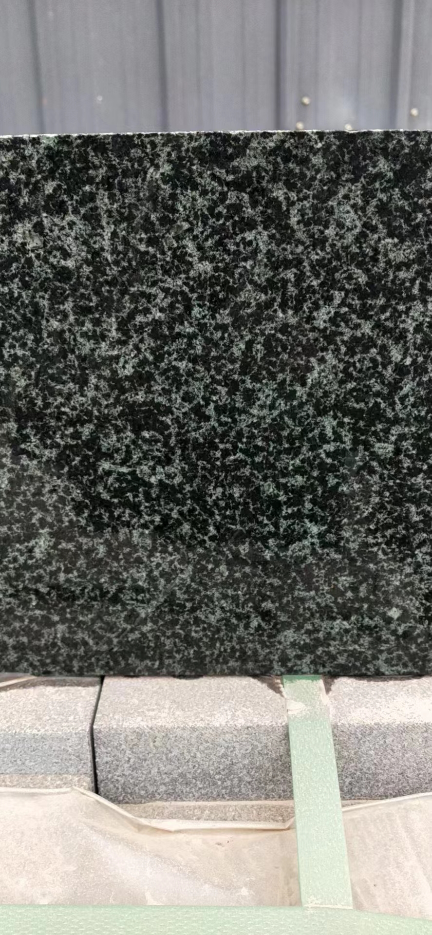 森林綠石材 深綠麻加工廠 萬年青批發(fā)