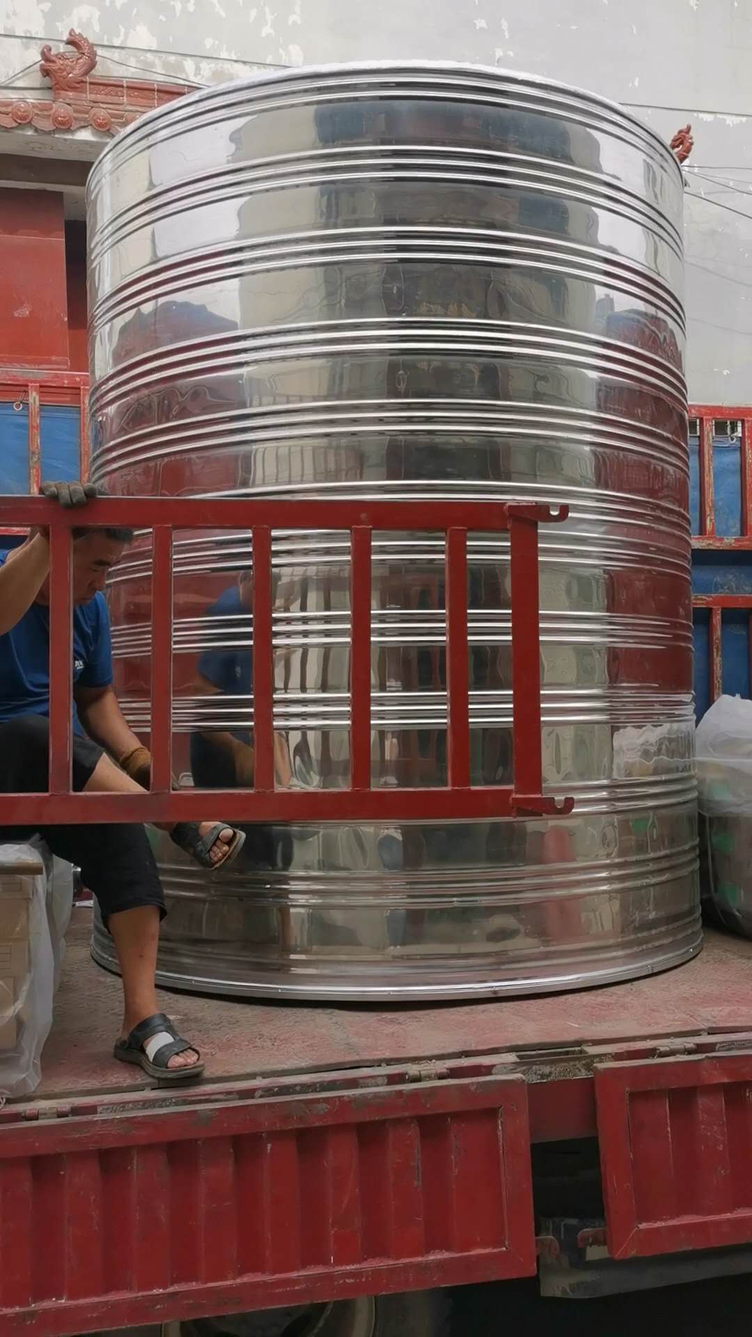 圓形水箱圖片/圓形水箱樣板圖 (1)
