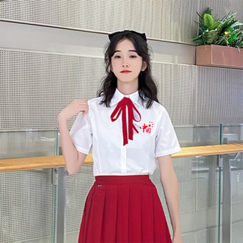 旗袍租凭礼服主持礼服租赁西服图片