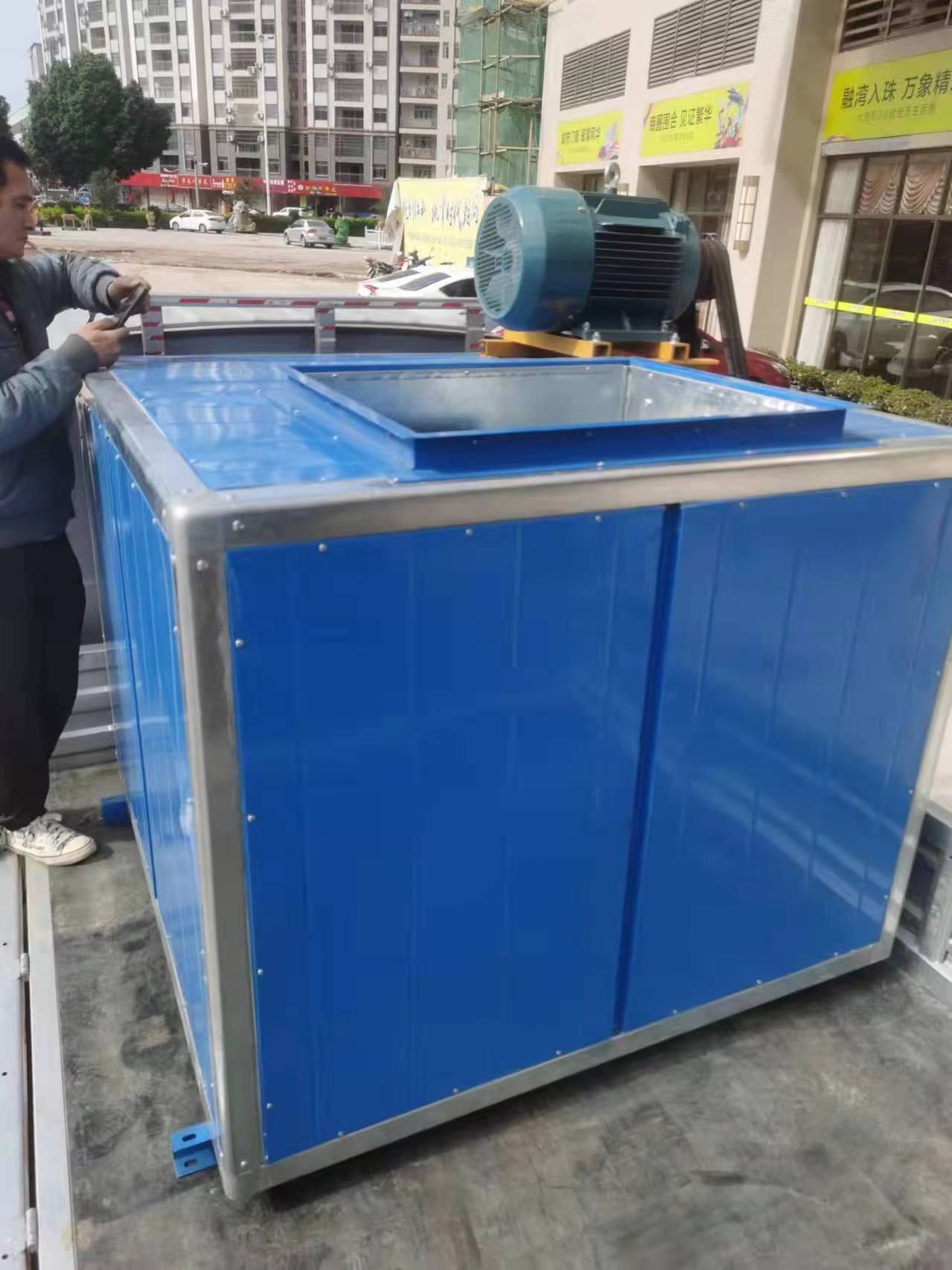 廚房排煙設(shè)備圖片/廚房排煙設(shè)備樣板圖 (2)