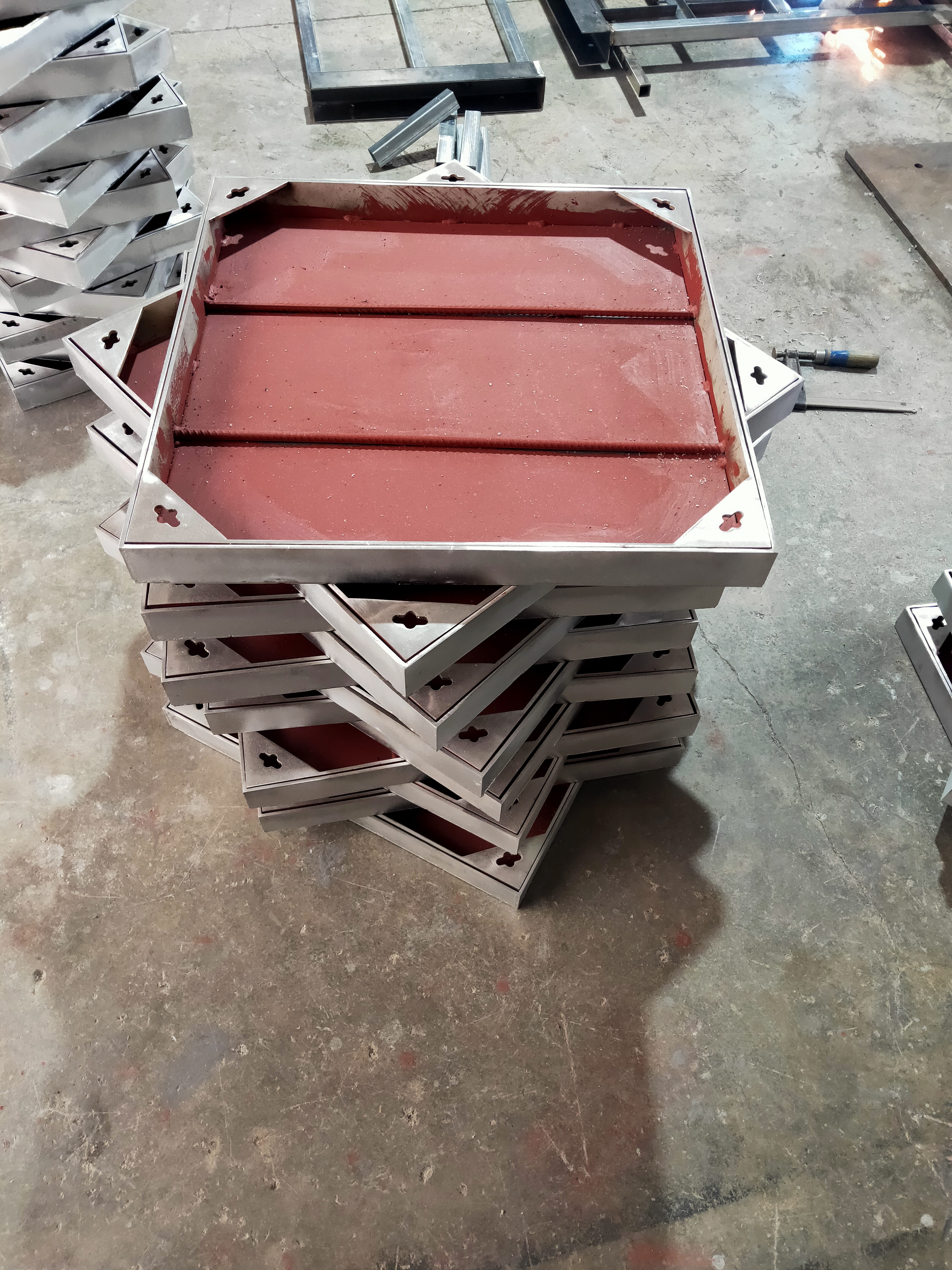 鋼井蓋圖片/鋼井蓋樣板圖 (2)