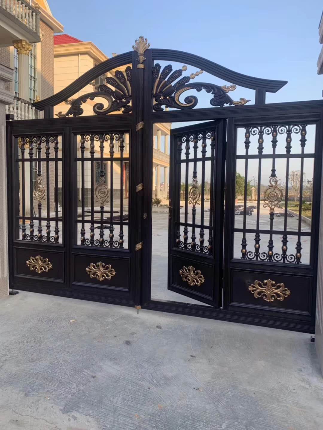 鋁藝大門(mén)批發(fā)廠 批發(fā)價(jià)格 供貨商【泉州市聚盛金屬制品有限公司】