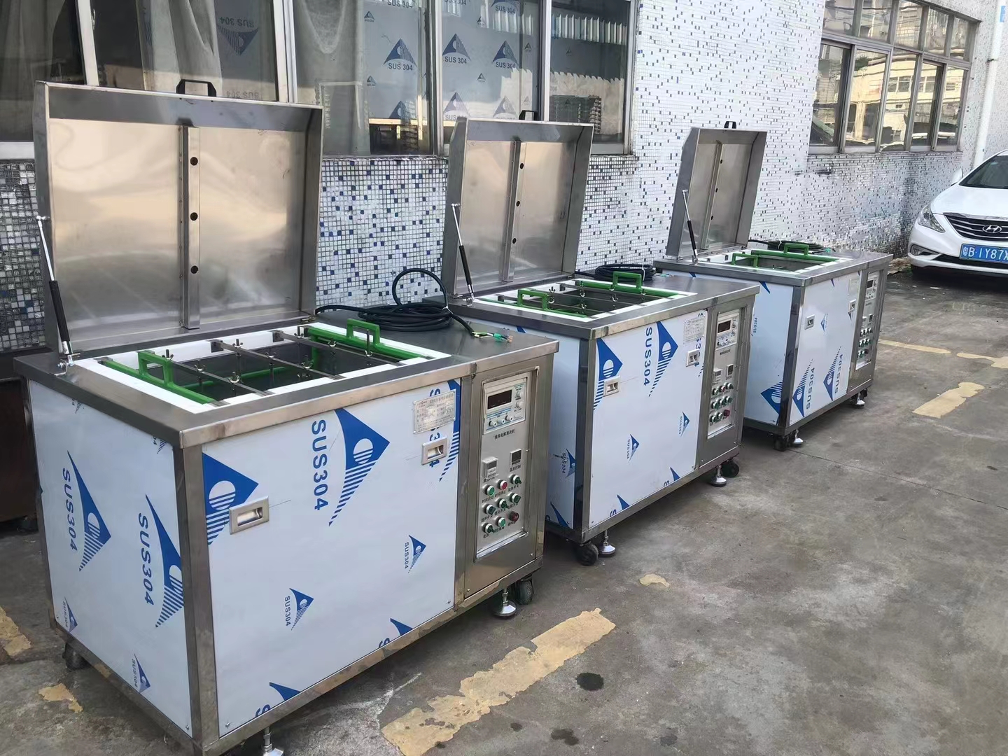 模具電解超聲波清洗機圖片