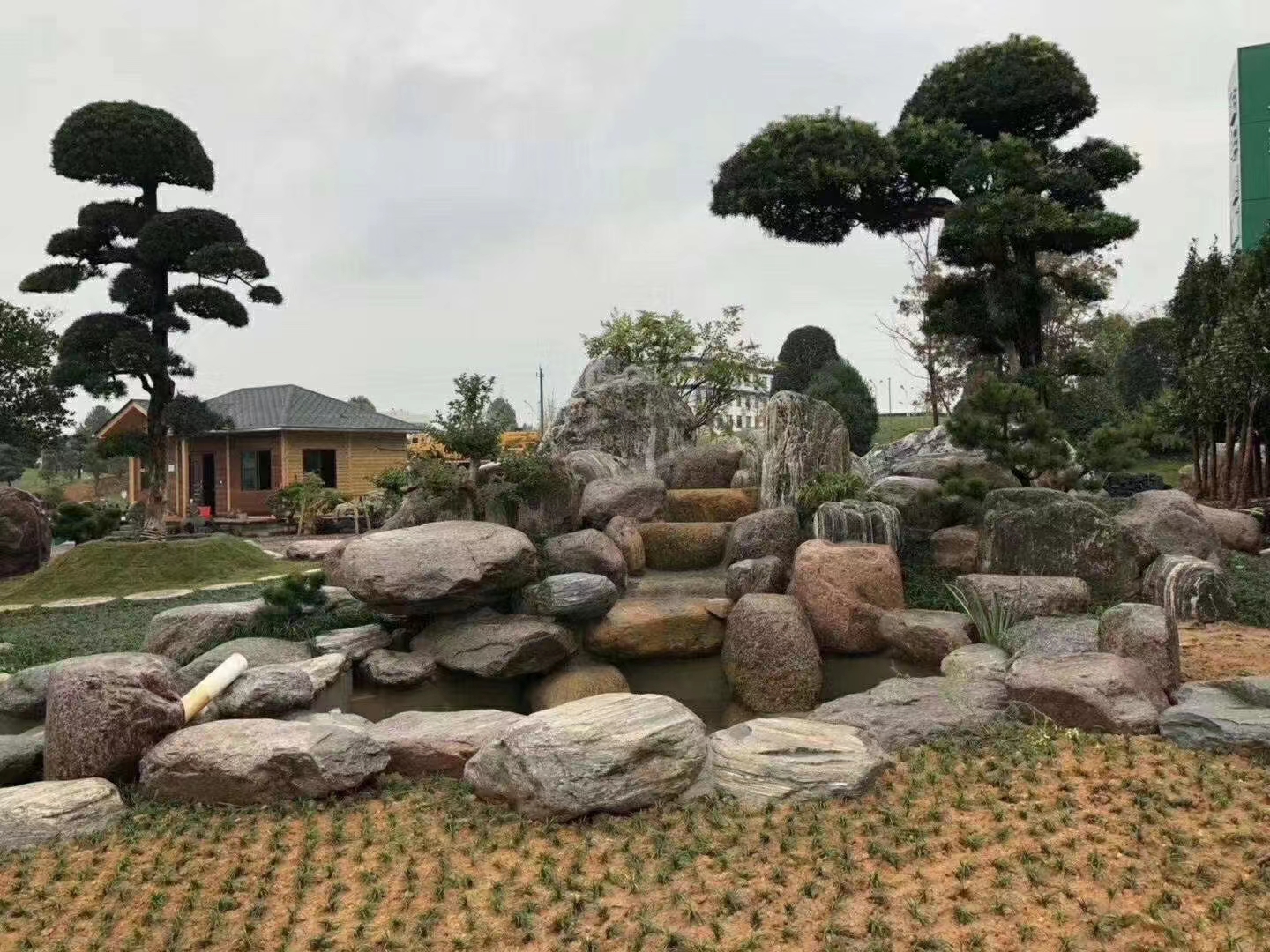 園林景觀石圖片/園林景觀石樣板圖 (2)
