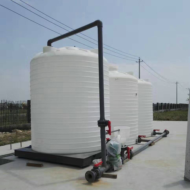 10噸平底復(fù)配罐圖片