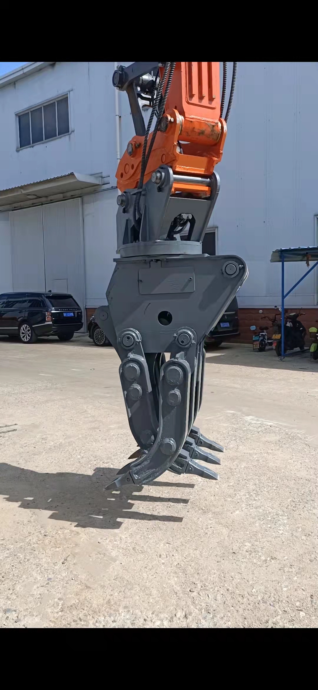 液壓旋轉(zhuǎn)抓木機(jī)   適用于各種廢鋼