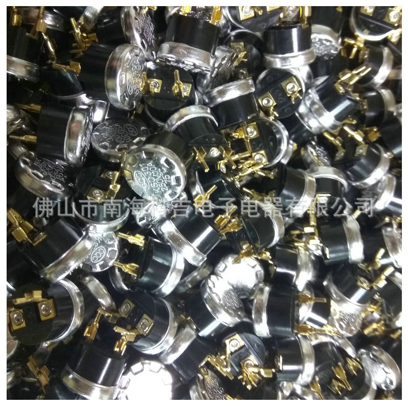 常閉ksd301溫度溫控器開關(guān) 取暖器暖水袋防干燒突跳式溫控開關(guān)圖片/常閉ksd301溫度溫控器開關(guān) 取暖器暖水袋防干燒突跳式溫控開關(guān)樣板圖 (4)