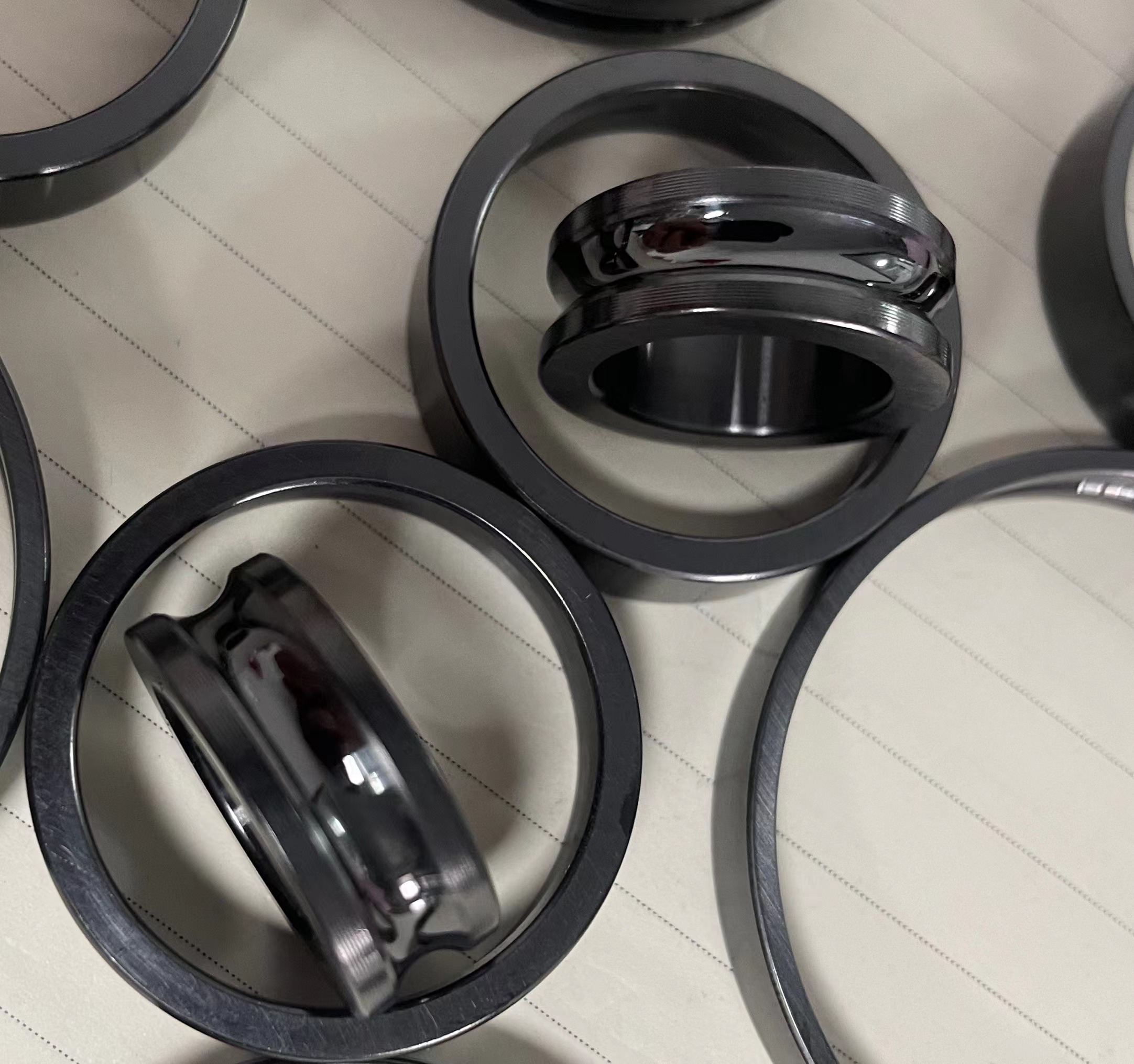 汽車電機軸承圖片