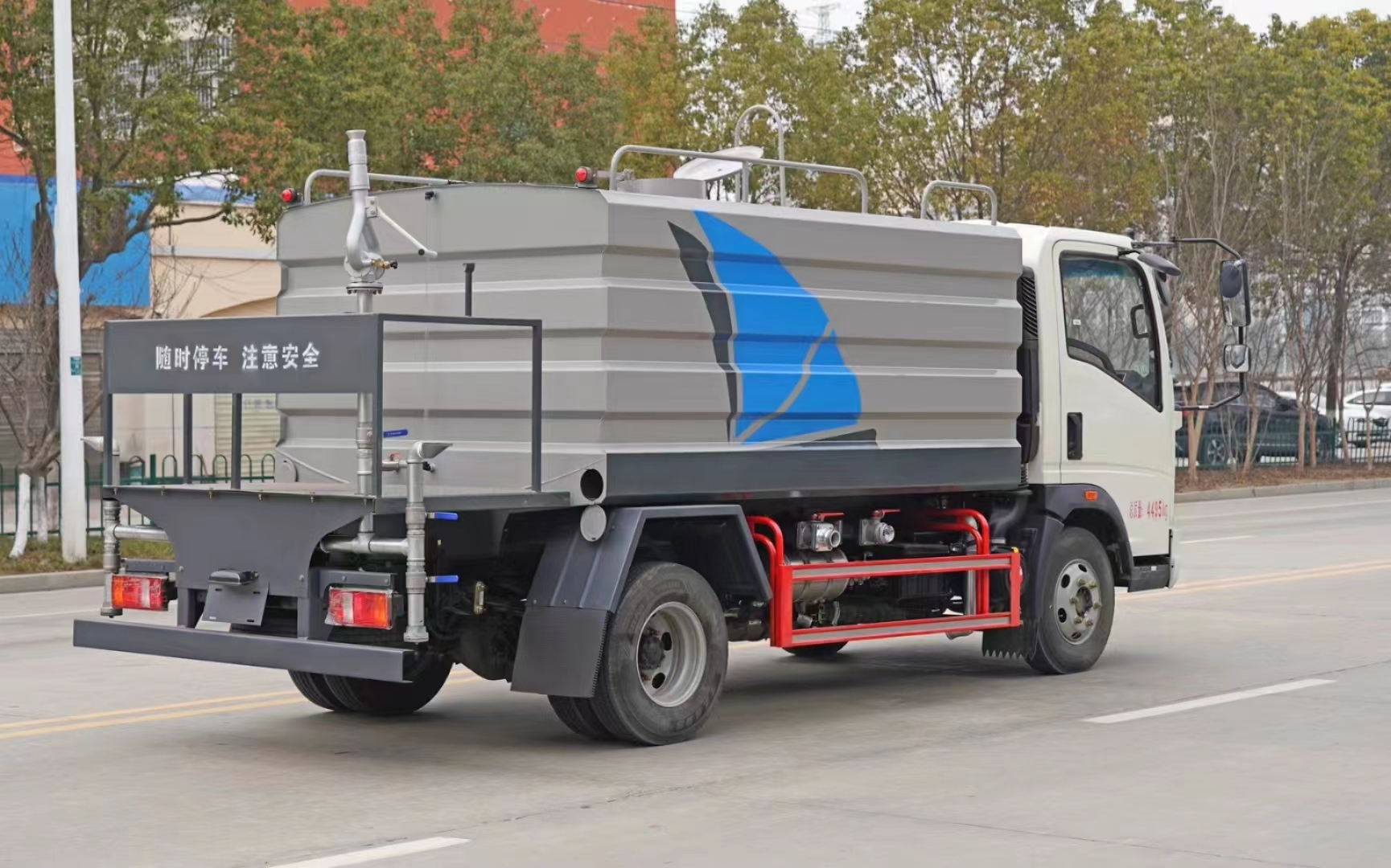 灑水車圖片/灑水車樣板圖 (3)