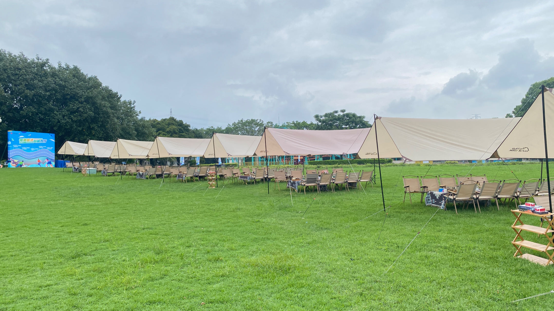 露營帳篷圖片/露營帳篷樣板圖 (1)