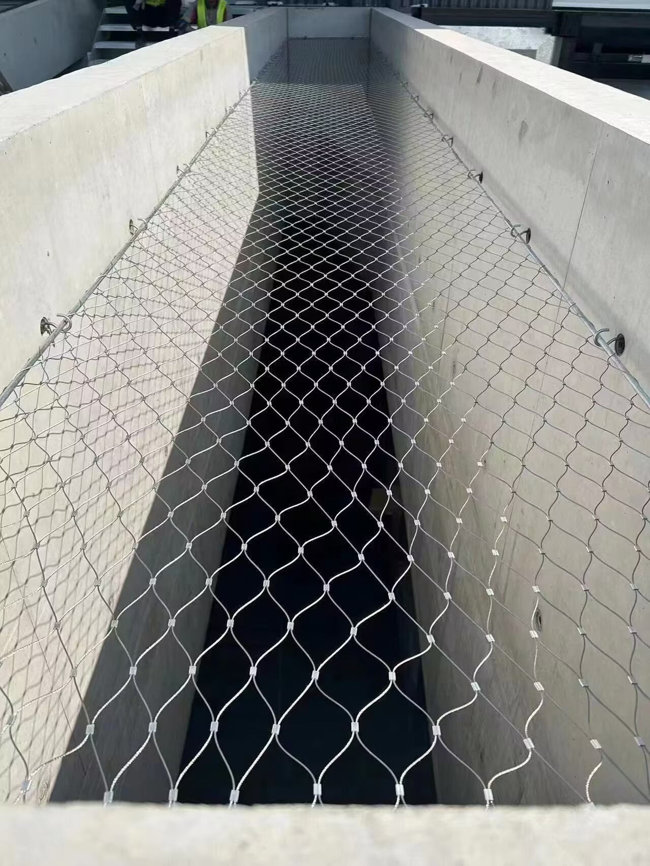 304不銹鋼防墜網(wǎng)A任丘不銹鋼防墜網(wǎng)專業(yè)生產(chǎn)廠家