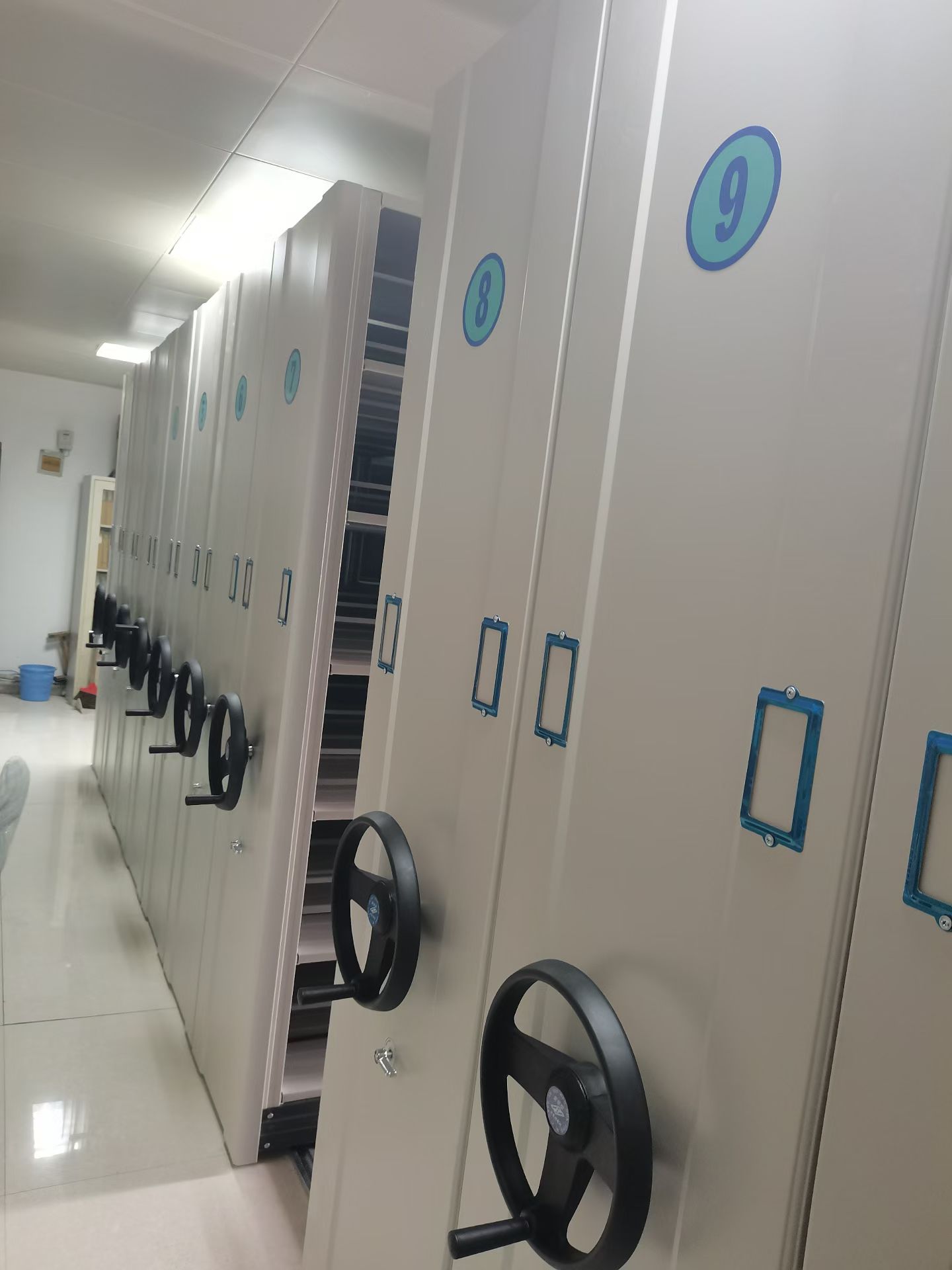 煙臺(tái)智能檔案密集柜，圖書館密集柜，底圖密集柜