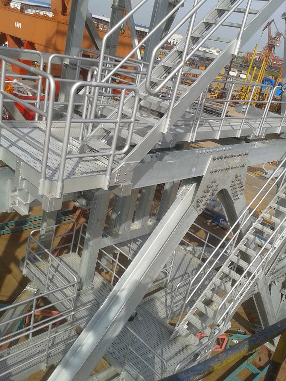 供應鋁合金工業(yè)走道定制