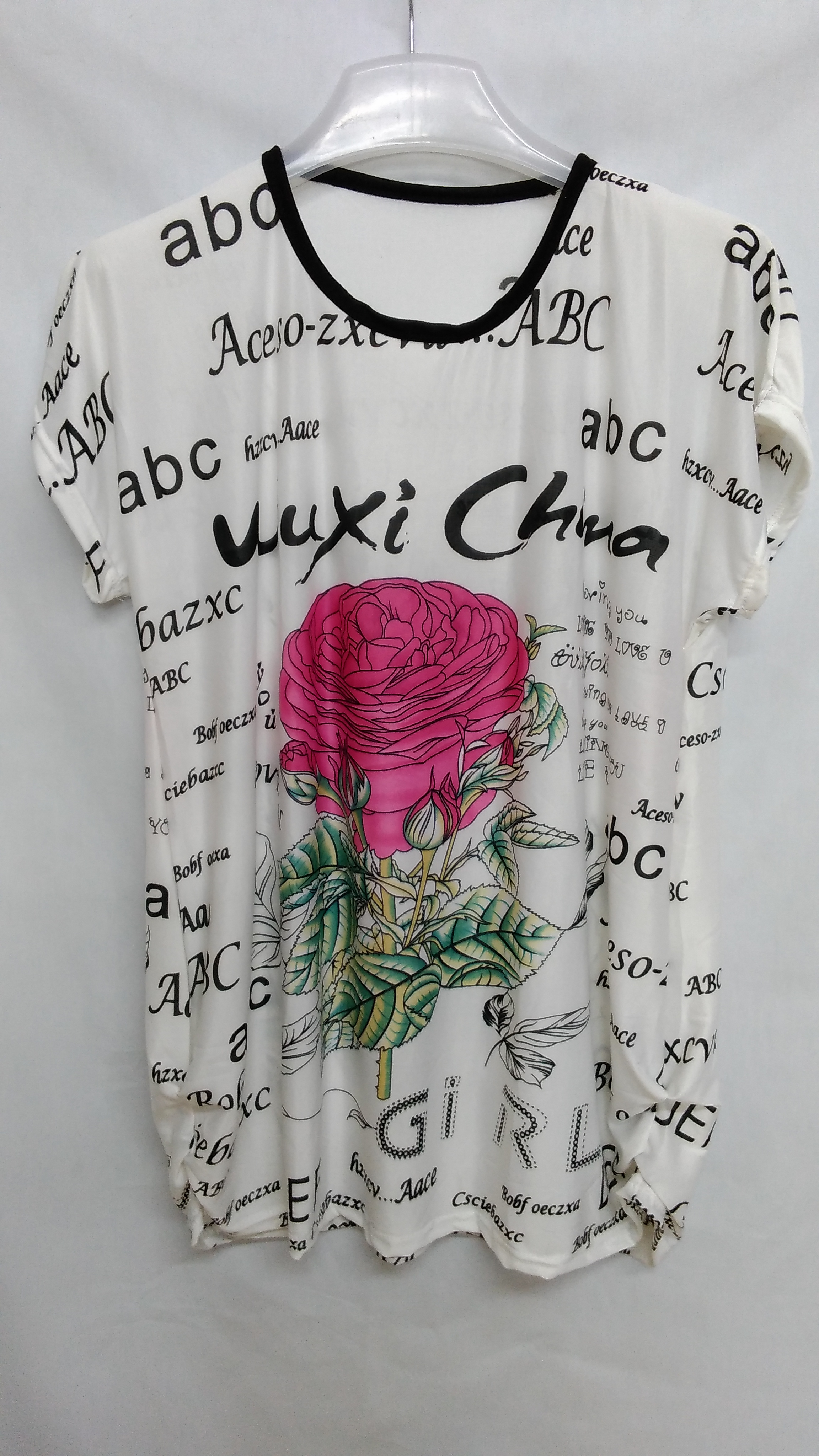 供應(yīng)地?cái)偹u童裝T恤批發(fā)清倉(cāng)童裝T恤幾