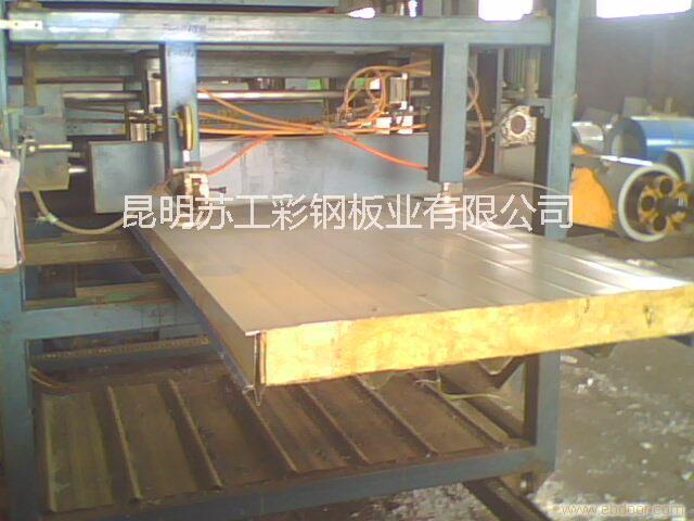 昆明巖棉彩鋼板蘇工建材生產(chǎn)-昆明巖棉板生產(chǎn)商-昆明巖棉板供應(yīng)商