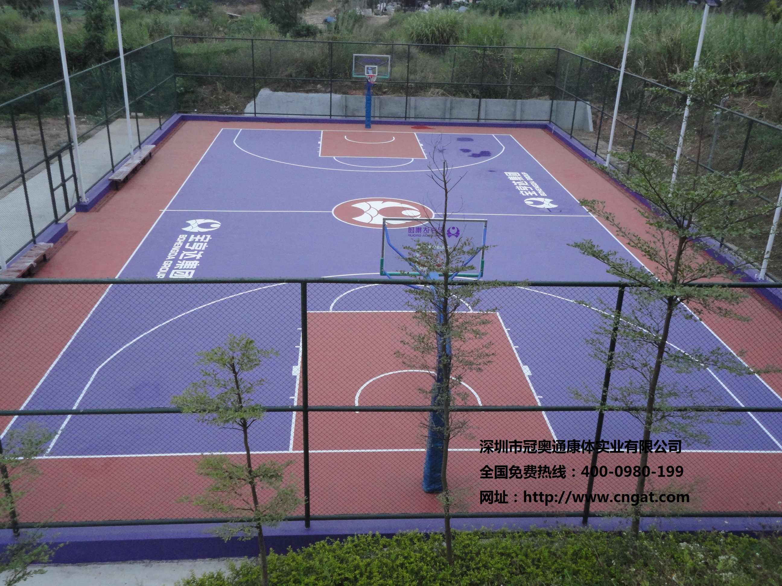 供應(yīng)用于運(yùn)動(dòng)場(chǎng)地的硅PU球場(chǎng)材料與丙烯酸