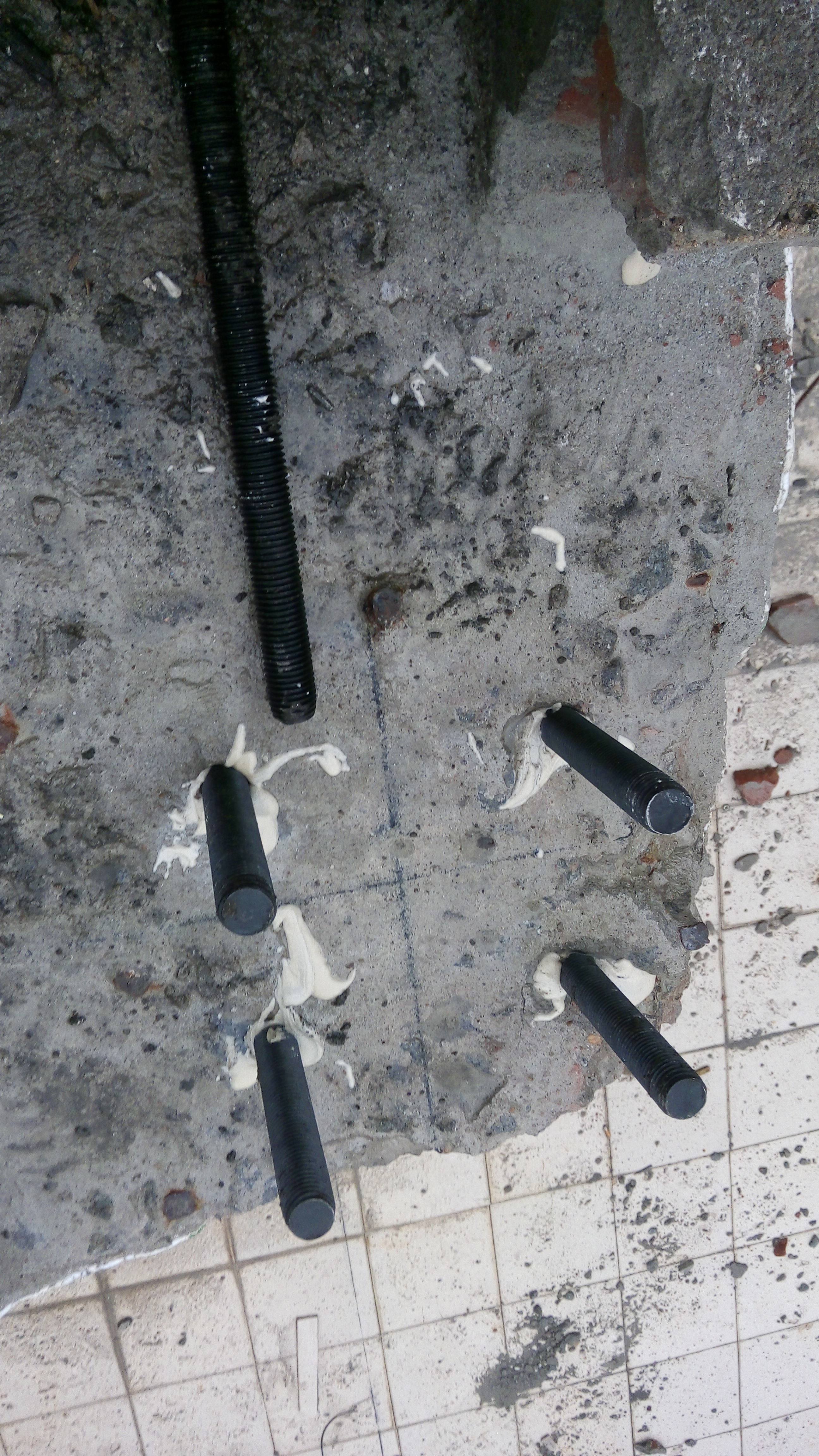 中山植鋼筋/中山碳纖維加固/粘鋼/加固