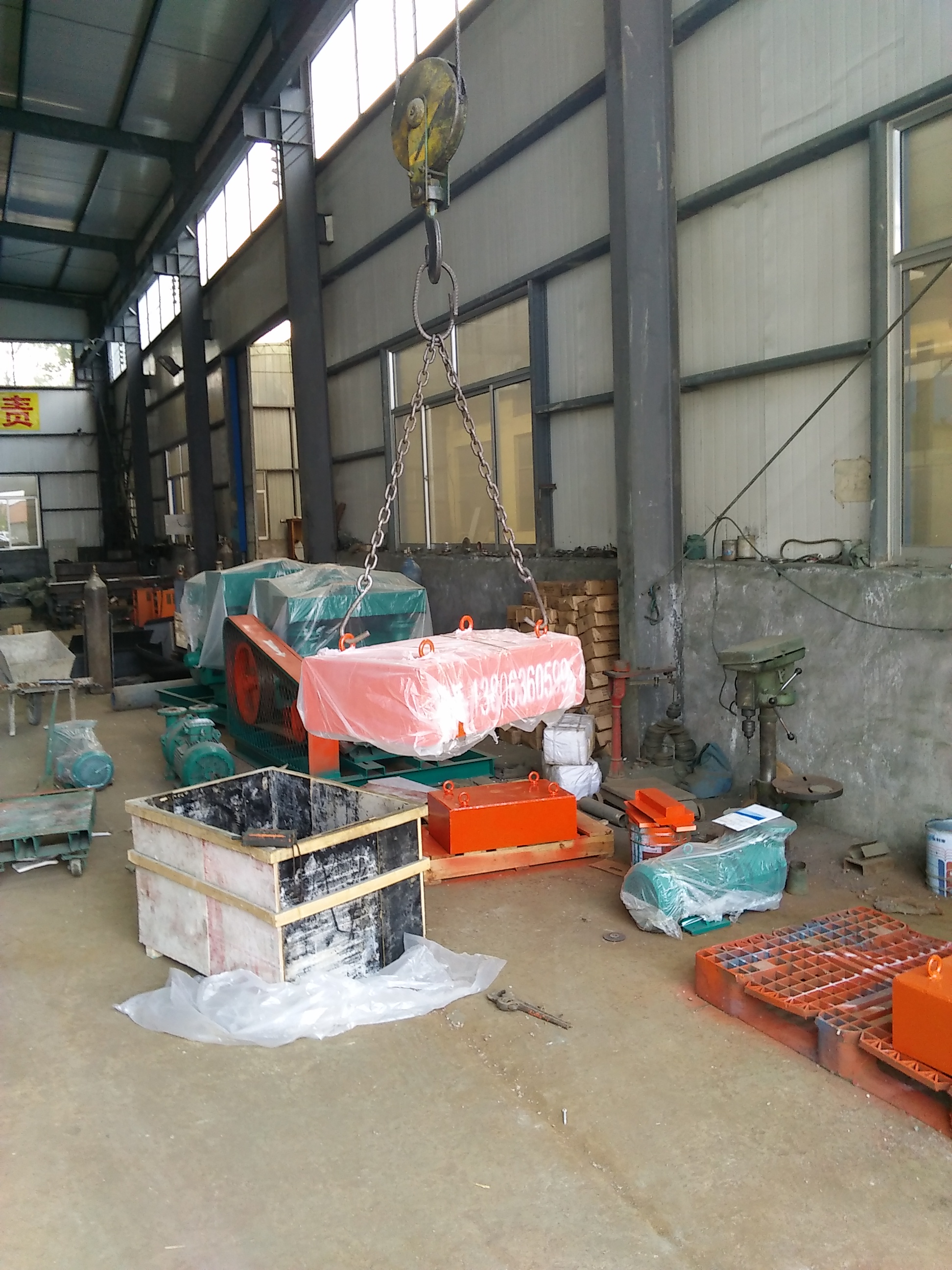 供應(yīng)強(qiáng)磁除鐵器與普磁除鐵器的區(qū)別，濰坊強(qiáng)磁除鐵器生產(chǎn)廠家-臨朐銳特磁電設(shè)備廠