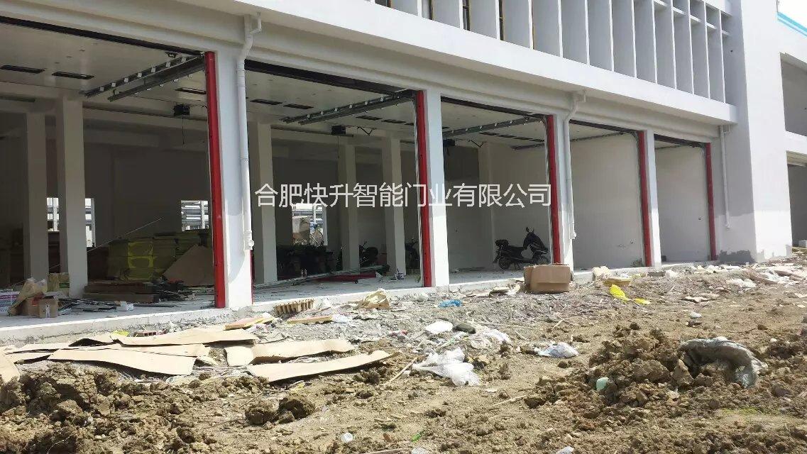 供應(yīng)用于工業(yè)廠房車間的蚌埠自動(dòng)升降門 保溫電動(dòng)滑升門