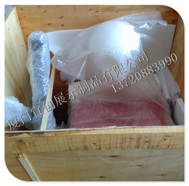 供應(yīng)指引機器人玻璃鋼機器 鐵藝機器人 鐵藝*定做 展示道具 民間工藝