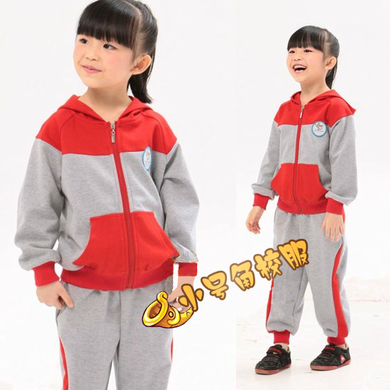 供應(yīng)新款潮流冬裝幼兒園服