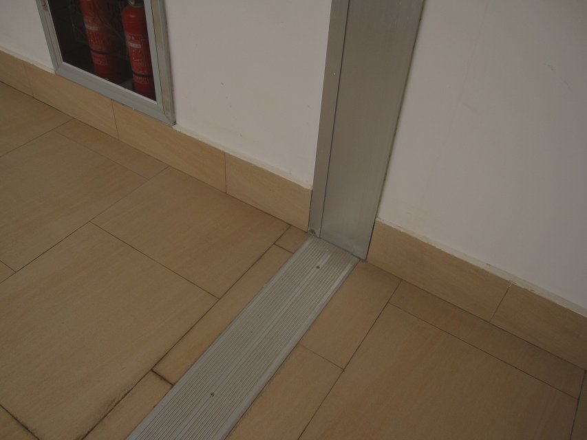 供應(yīng)深圳內(nèi)墻轉(zhuǎn)角型IL2型變形縫