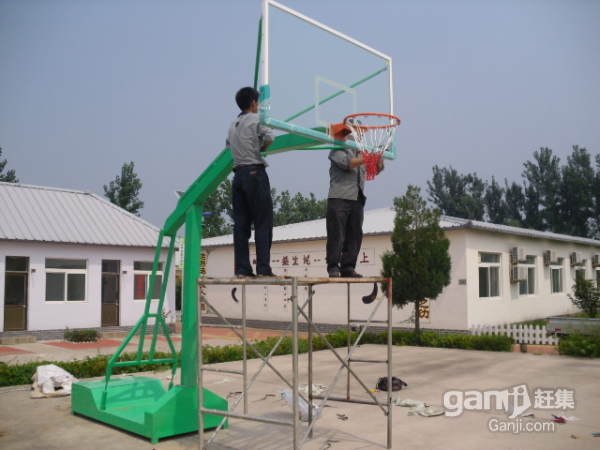 供應(yīng)多款籃球架專賣