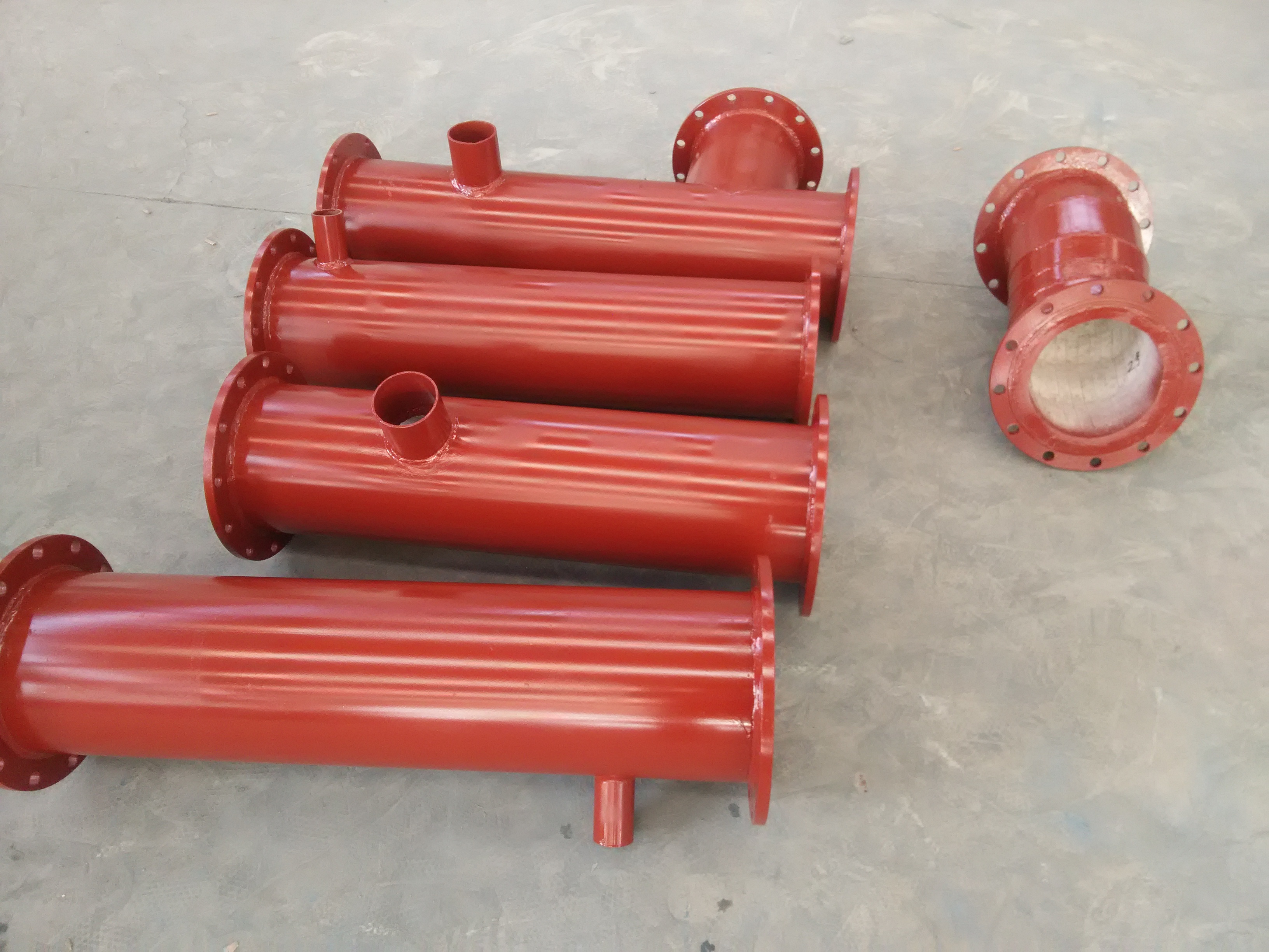 供應(yīng)耐磨陶瓷管道