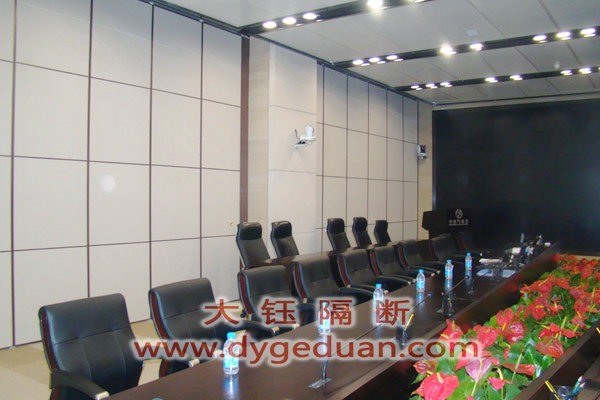 供應(yīng)多種型號(hào)活動(dòng)隔斷活動(dòng)屏風(fēng)