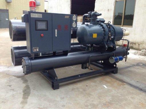 供應(yīng)用于的水冷型螺桿機(jī)組