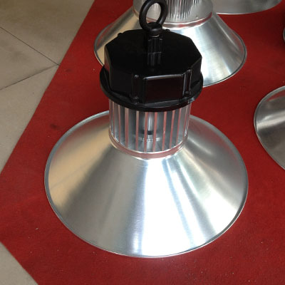 供應(yīng)50W LED工礦燈廠家直銷 質(zhì)保兩年