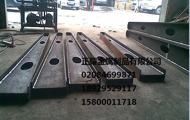 供應(yīng)廣州正耀雨棚鋼梁牛腿鋼梁雨棚鋼架批發(fā)價(jià)格