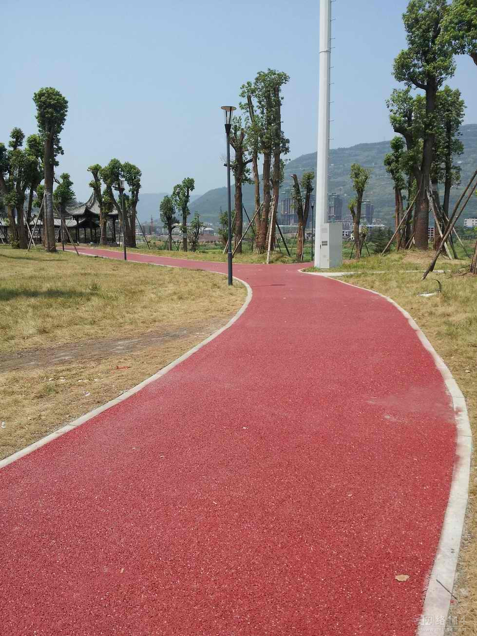 供應(yīng)鄭州高輕度優(yōu)質(zhì)透水混凝土廠家