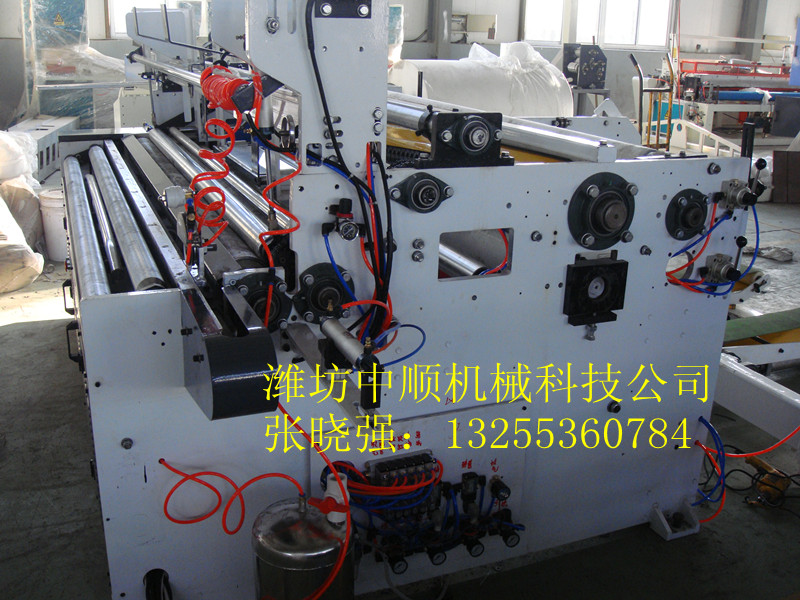 濰坊中順機(jī)械公司供應(yīng)聊城客戶的全自動(dòng)中小型抽紙面巾紙機(jī)器設(shè)備