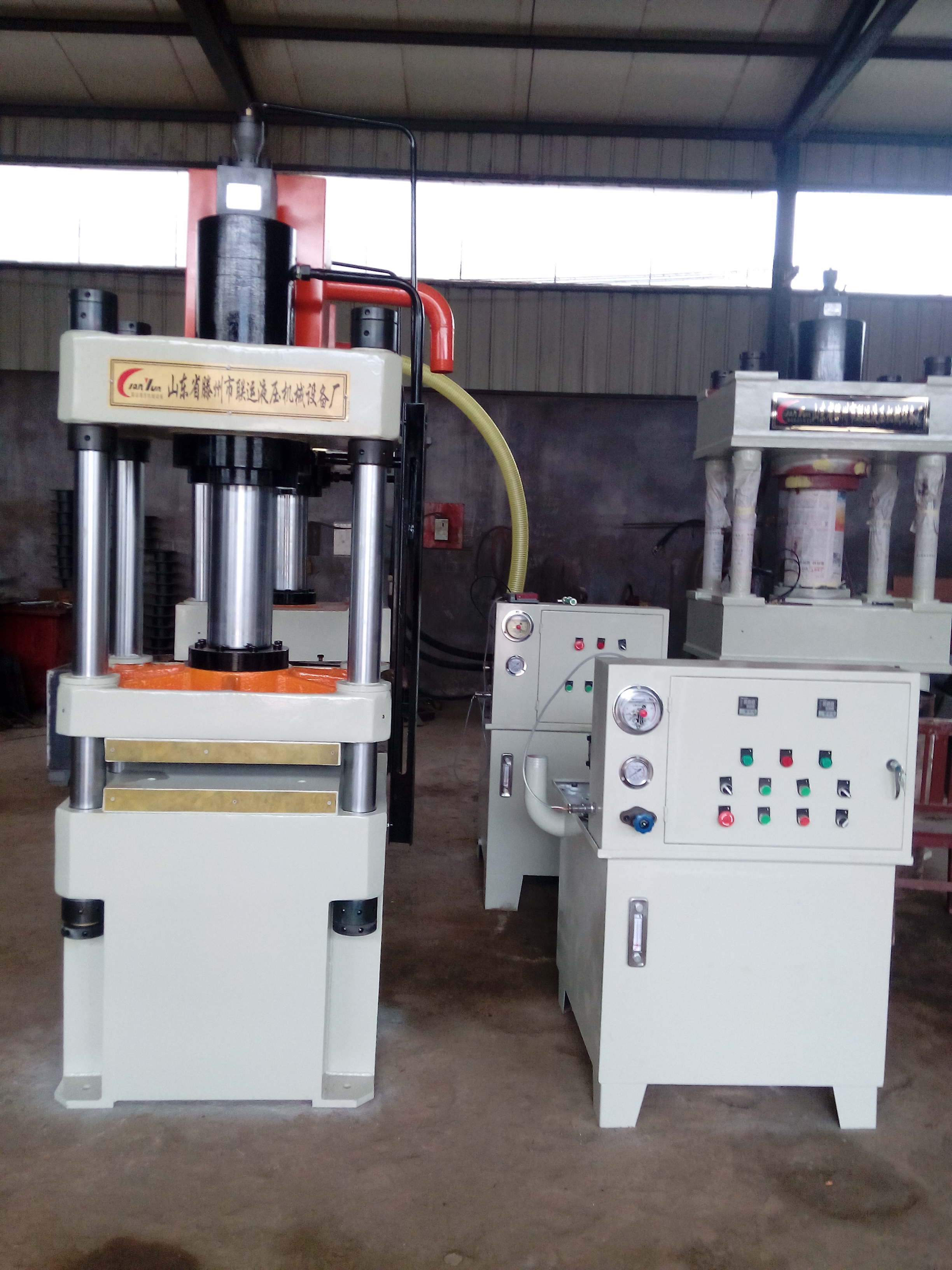 供應(yīng)用于壓制成型的液壓機(jī) 汽車頂棚成型機(jī)  壓制金屬成型油壓機(jī)